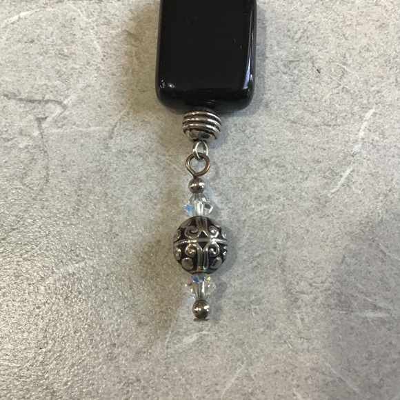 Delicate Necklace with Dangling Beaded Pendant - Picture 6 of 11